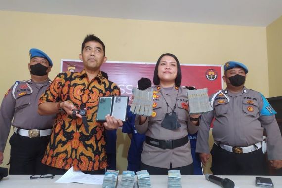 Pengin Cepat Kaya, 3 Pencuri Bawa Kabur Uang Rp 400 Juta, Kini Berurusan dengan Polisi - JPNN.COM