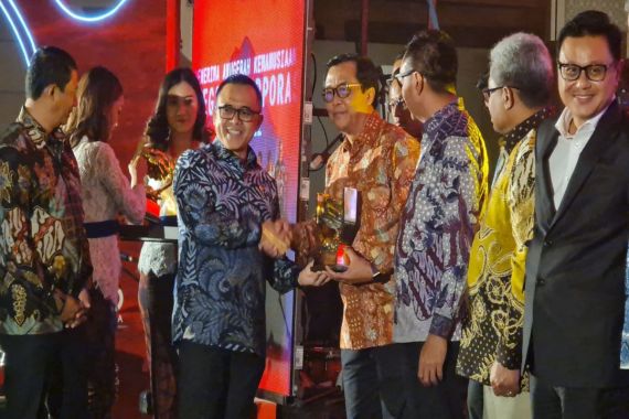 Pupuk Indonesia Raih Penghargaan Anugerah Kemanusiaan dari Kemenko Marinves - JPNN.COM