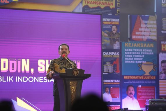 Jaksa Agung ST Burhanuddin Ajak Media Awasi Kinerja Kejaksaan - JPNN.COM