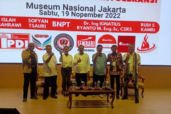 Petrus Minta Parpol Tak Beri Ruang Bagi Kandidat Capres yang Gunakan Politik Identitas - JPNN.COM