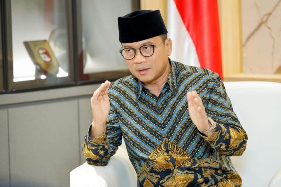 Haedar Nashir Terpilih jadi Ketum PP Muhammadiyah, Begini Harapan Wakil Ketua MPR Yandri Susanto - JPNN.COM