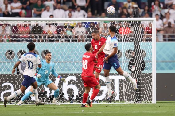 Inggris vs Iran: The Three Lions Berpesta, 2 Pemain Masuk Buku Rekor - JPNN.COM