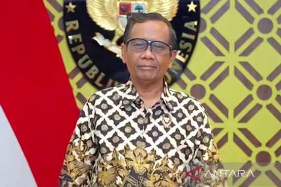 Mahfud Buka Suara Soal Pertemuan dengan Ganjar Pranowo, Begini - JPNN.COM