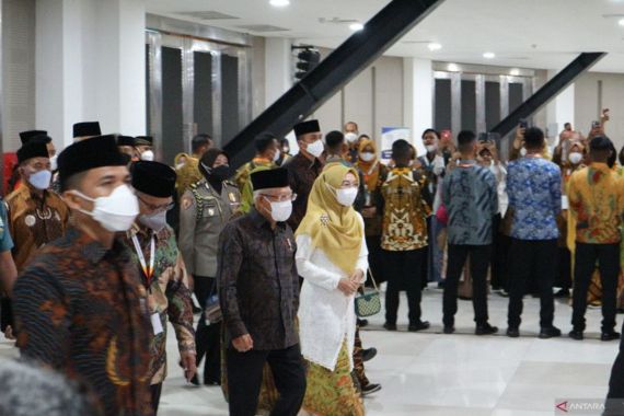 Wapres Selipkan Pesan soal Capres di Muktamar Muhammadiyah, Begini Kalimatnya - JPNN.COM
