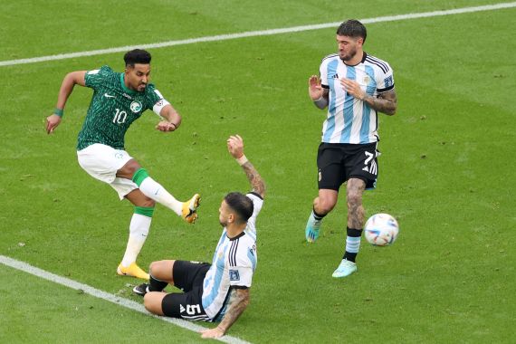 Argentina vs Arab Saudi: Elang Hijau Cakar Tim Tango, Ada Insiden di Akhir Laga - JPNN.COM