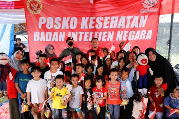 Ikuti Trauma Healing di Posko Bantuan BIN, Anak-anak di Cianjur Bisa Tertawa Lagi - JPNN.COM