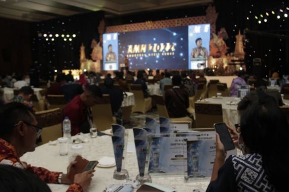 Anugerah Media Humas 2022, Menkominfo: Makin Terkoneksi, Makin Maju - JPNN.COM