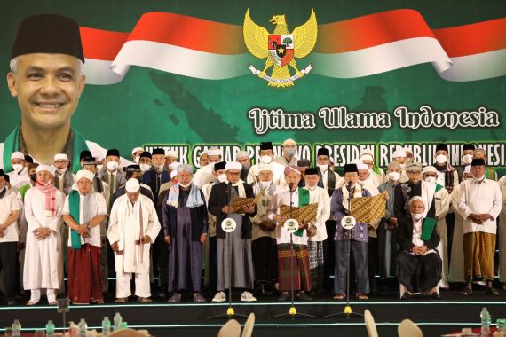 Ulama di Jambi Sepakat Memilih Ganjar Pranowo Sebagai Capres 2024 - JPNN.COM