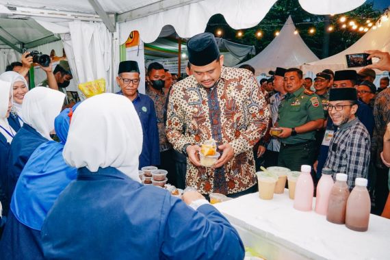 Bobby Nasution Buka Pekan KHAS, Ada Pembuatan Sertifikat Halal UMKM, Buruan, Gratis! - JPNN.COM