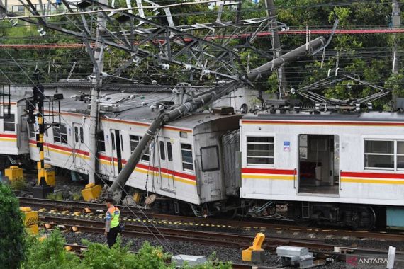 Soal KRL Anjlok di Kampung Bandan, KAI Commuter Minta Maaf, Begini Kondisi Terkini - JPNN.COM