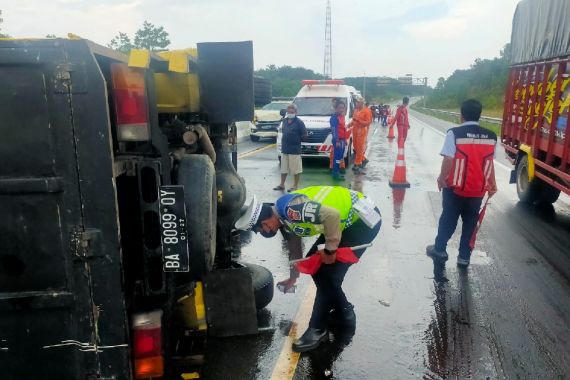 Sehari Ada 2 Kecelakaan di Tol Pekanbaru-Dumai, Satu Korban Tewas - JPNN.COM