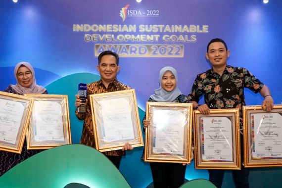 Pupuk Kaltim Borong 6 Penghargaan di Ajang ISDA 2022 - JPNN.COM