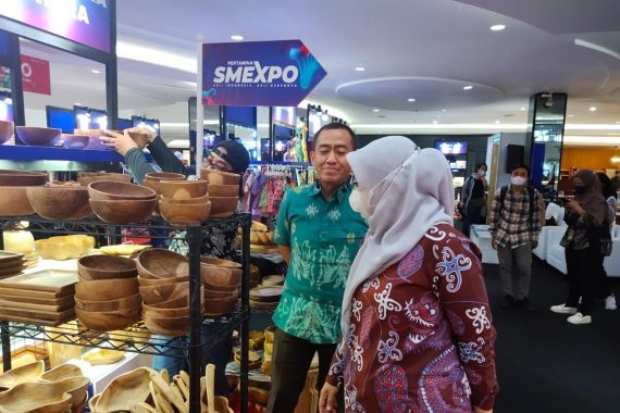 Intip Keseruan Berbagai Aktivitas Pelaku UMKM dan Pengunjung di Pertamina SMEXPO 2022 - JPNN.COM