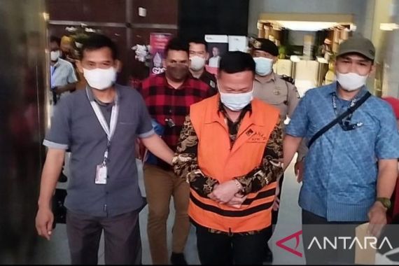 Mantan Kepala Kanwil BPN Riau Ditahan KPK - JPNN.COM