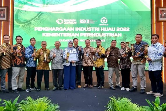 Ini 19 Pabrik Danone Indonesia Peraih Penghargaan Industri Hijau 2022, Mencengangkan - JPNN.COM
