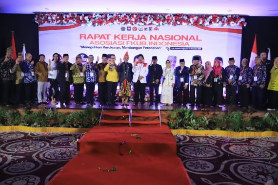 Buka Rakernas FKUB, Kepala BPIP: Forum Kerukunan Umat Beragama Miniatur Kebinekaan - JPNN.COM