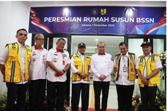 Kepala BSSN dan Sekjen Kementerian PUPR Resmikan Rusun ASN - JPNN.COM