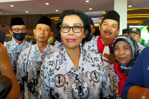 Ketum PGRI: Presiden Jokowi Selalu Hadir Menenangkan Para Guru - JPNN.COM