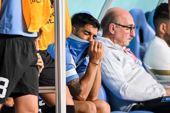 Tangisan Luis Suarez Iringi Kegagalan Uruguay ke 16 Besar Piala Dunia 2022 - JPNN.COM
