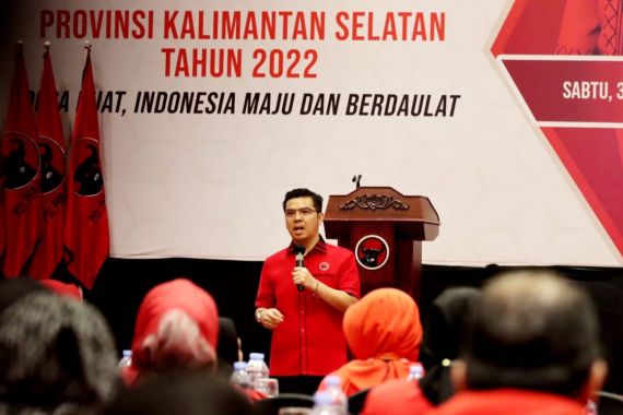 Bane: Kemampuan Mengorganisasi Rakyat Harus Sejalan dengan Kecakapan Berkomunikasi Politik - JPNN.COM