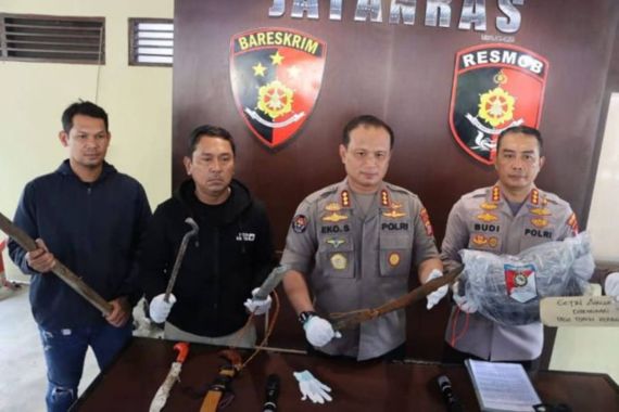 Identitas Pelaku Pembunuhan Polisi Sudah Terungkap, 4 Orang Masih Buron - JPNN.COM