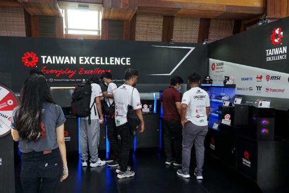 Pemenang Taiwan Excellence Award Meramaikan Indonesia Esports Summit - JPNN.COM