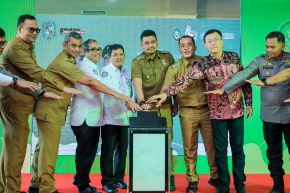 Jaminan Kesehatan Medan Berkah Resmi Meluncur, Bobby Nasution Berpesan Begini - JPNN.COM