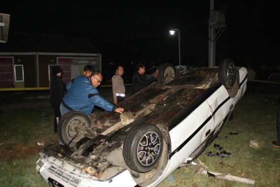 Tawuran Terjadi Saat Resepsi Pernikahan di Bekasi, 4 Luka Ringan, Nih Penampakannya - JPNN.COM