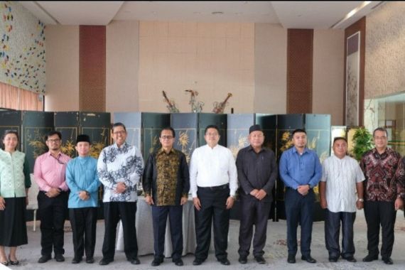 KBRI Tingkatkan Kerja Sama Perlindungan WNI di Belait - JPNN.COM