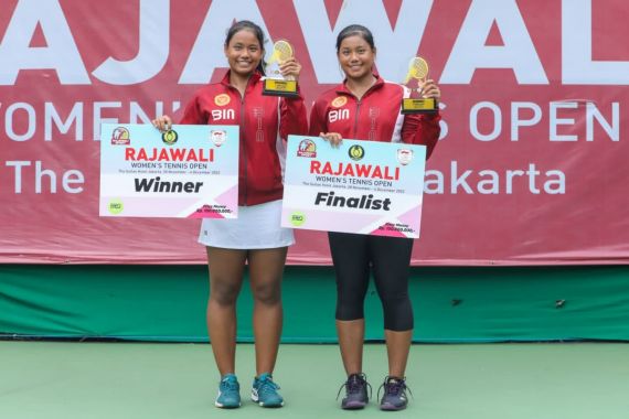 Petenis Putri Asuhan BIN Kembali Ukir Prestasi di Ajang Rajawali Women's Tennis Open 2022 - JPNN.COM