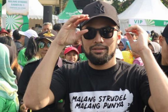 Teuku Wisnu Bagi-Bagi Emas Gratis, Begini Cara Mendapatkannya - JPNN.COM