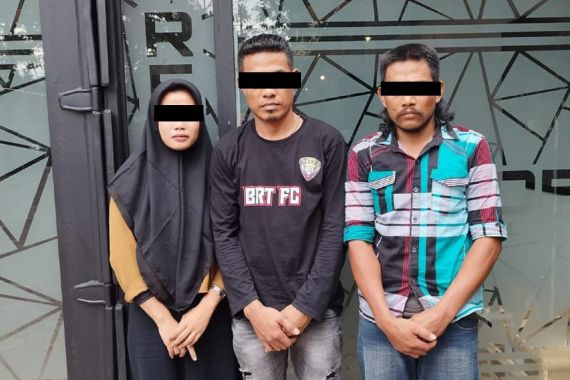 Polda Sulsel Gagalkan Pengiriman TKI Ilegal ke Malaysia, Pelakunya Ada Perempuan, Tuh Lihat - JPNN.COM