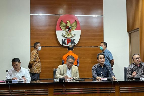 2 Hakim Agung dan Sejumlah PNS Terlibat Suap, Kepemimpinan Ketua MA Dipertanyakan - JPNN.COM