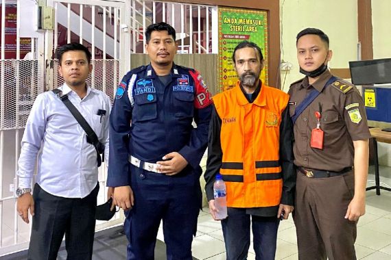 Dugaan Korupsi KUR di BSM Pangkalan Kerinci, Kejati Riau Tahan Mantan Kacab - JPNN.COM