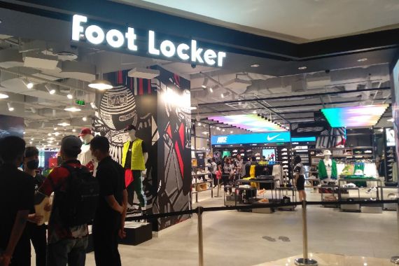 Jelang Pergantian Tahun, Foot Locker Buka Gerai Terbesar di Grand Indonesia - JPNN.COM