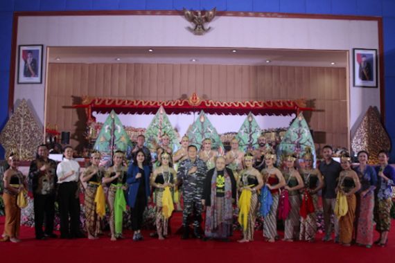 Lestarikan Budaya Nusantara, TNI AL Gelar Doa Bersama dan Wayang Orang - JPNN.COM