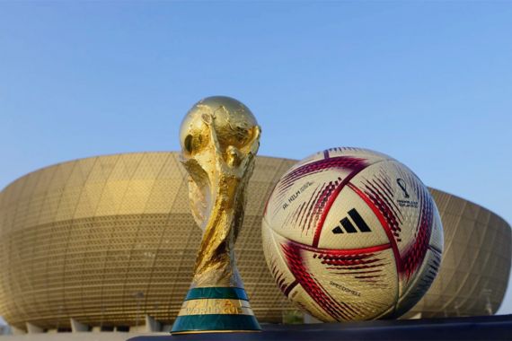 3 Hari Menjelang Semifinal Piala Dunia 2022, FIFA Mengganti Bola Pertandingan - JPNN.COM