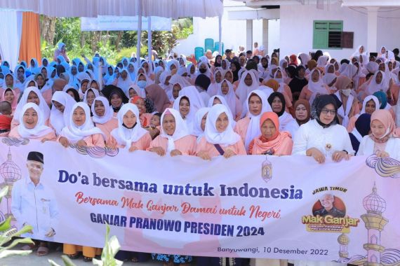 Mak Ganjar Banyuwangi Gelar Zikir dan Doa Bersama untuk Negeri - JPNN.COM