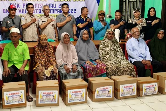 Melihat TLCI #2 Riau Bakti Sosial Dulu Sebelum Tancap Gas Hardtop, Keren.. - JPNN.COM