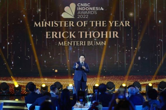 Gebrakan pada BUMN Berbuah Manis, Erick Thohir Jadi Minister of The Year - JPNN.COM