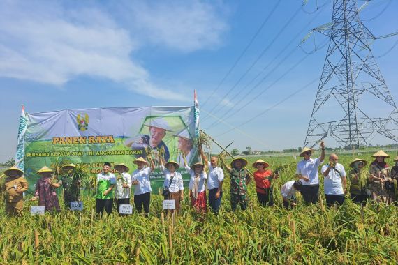 PT PSI, TNI, dan NU Bekerja Sama Dongkrak Produksi Pertanian - JPNN.COM