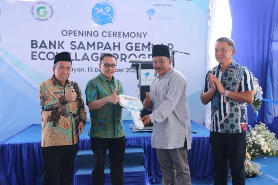 Otsuka Eco Village Hadir di Pasuruan untuk Dukung Pelestarian Lingkungan - JPNN.COM