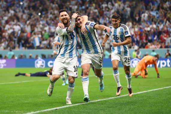 Argentina vs Kroasia: Duet Lionel Messi dan Julian Alvarez Borong Banyak Rekor - JPNN.COM