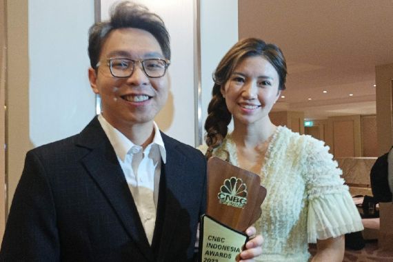 Sempat Berkasus dengan Kartika Putri, Richard Lee Kini Raih Penghargaan - JPNN.COM