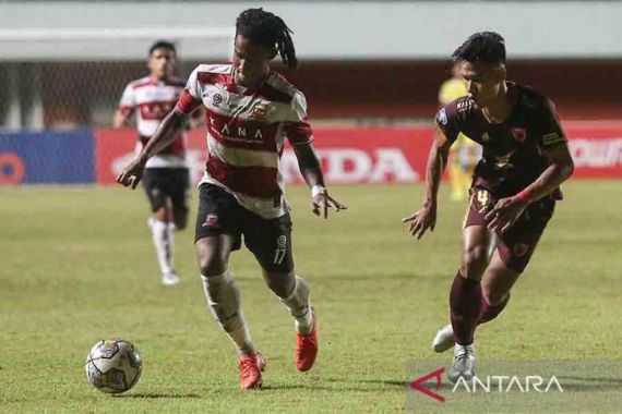 Madura United Nodai Rekor Tak Terkalahkan PSM Makassar - JPNN.COM