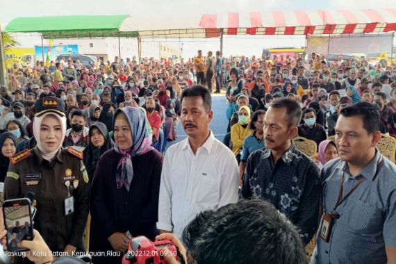 Gandeng Pos Indonesia, Pemkot Batam Salurkan BLT Daerah - JPNN.COM