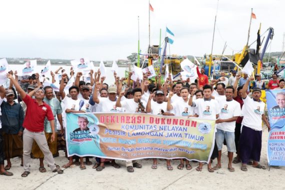 Sejahterakan Nelayan di Jateng, Ganjar Didukung Jadi Presiden 2024 - JPNN.COM