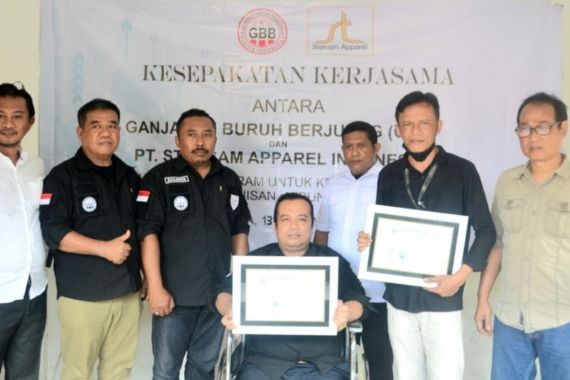 Ganjaran Buruh Berjuang dan PT Starcam Apparel Indonesia Jalin Sinergi - JPNN.COM