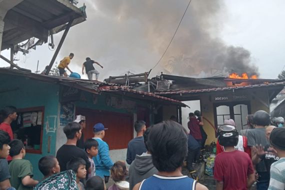 Kebakaran Terjadi di Palembang, Satu Orang Meninggal Dunia - JPNN.COM