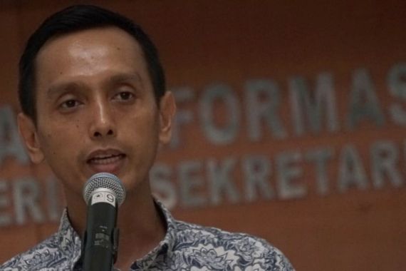 Al Araf Singgung Tanggung Jawab Menhan soal Penanganan Korupsi di Basarnas - JPNN.COM